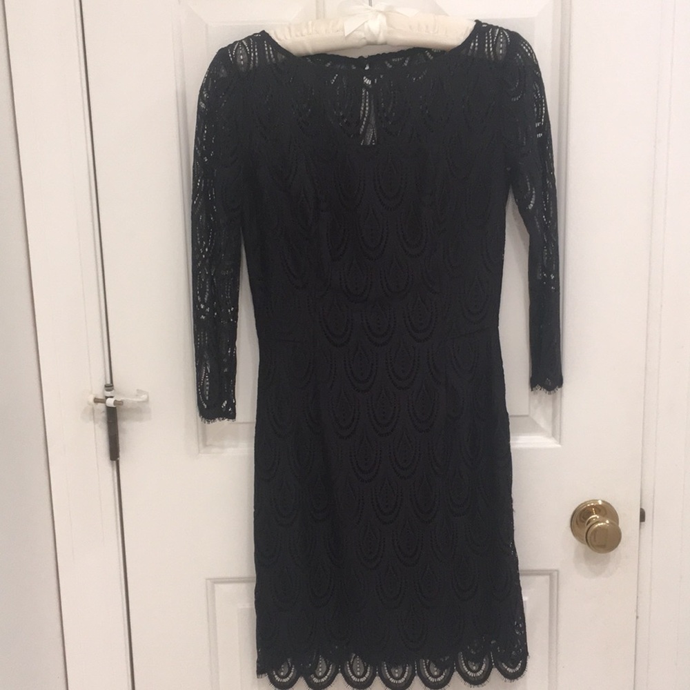 LS Black lace Lilly Pulitzer shift dress